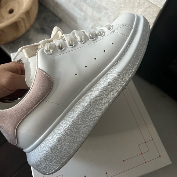 Alexander McQueen sneakers size 37 - Picture 2 of 10